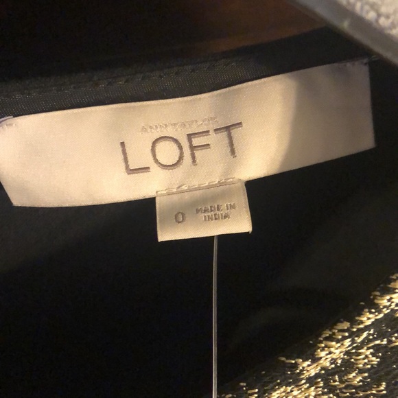 ⭐️ LOFT Black and Gold Brocade Sheath Dress - Picture 4 of 7